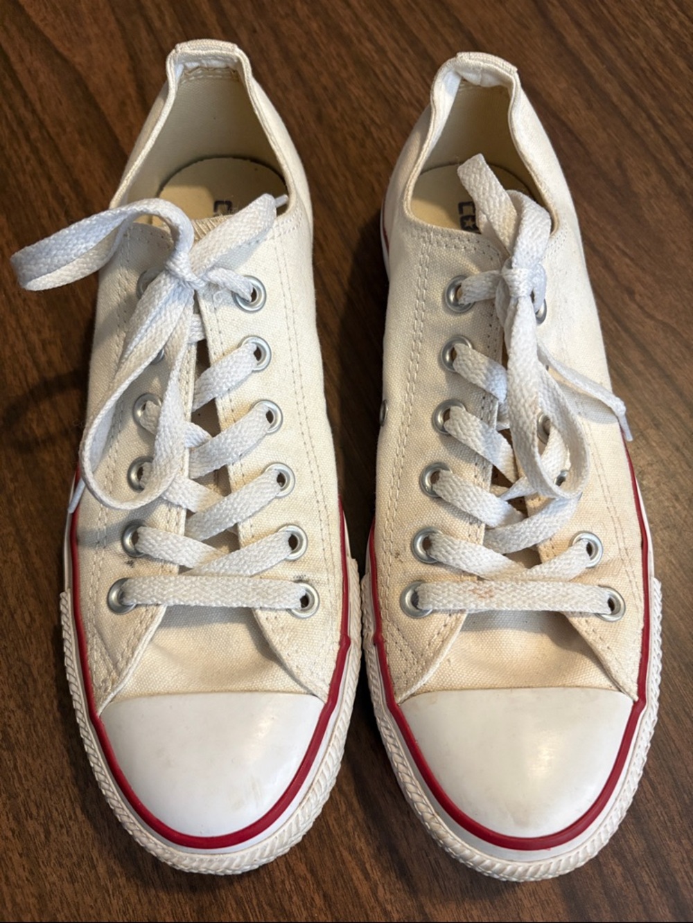 Converse Men 6 Women 8 Classic Low Top Canvas Sneakers Off White